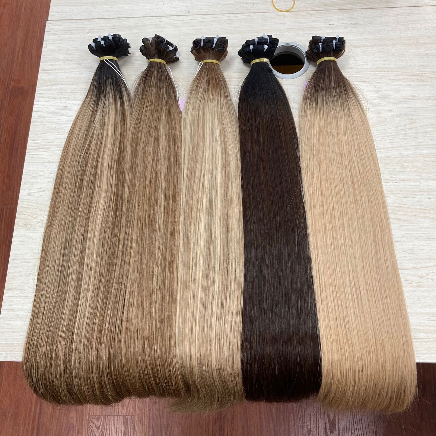 Wefts straight